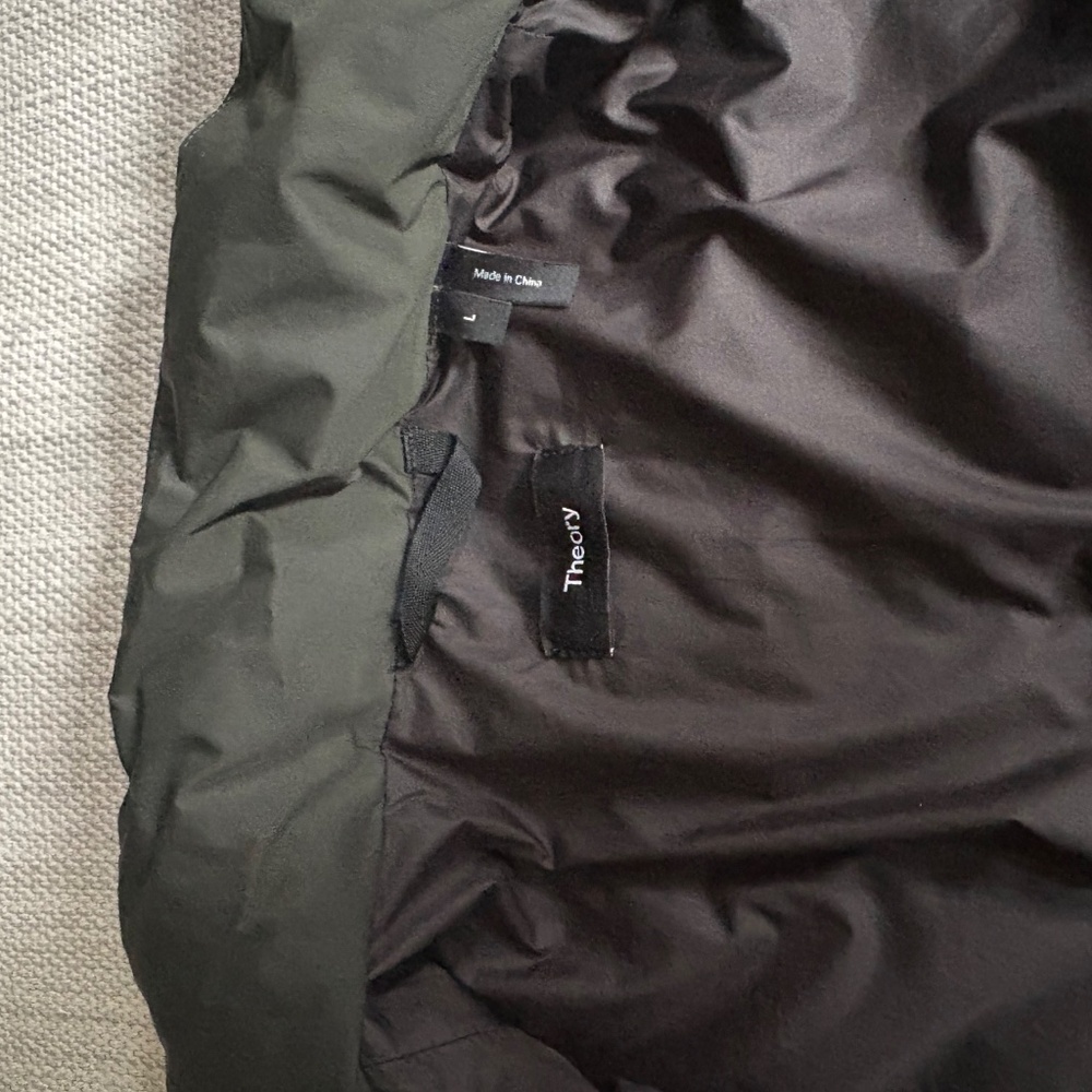 Theory Green Down Puffer Jacket - Picture 5 of 10